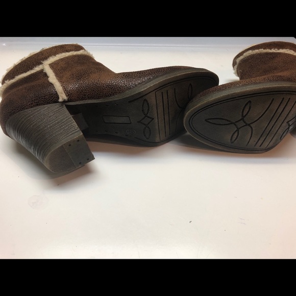 Born In California ankle boots with faux fur - Picture 3 of 5